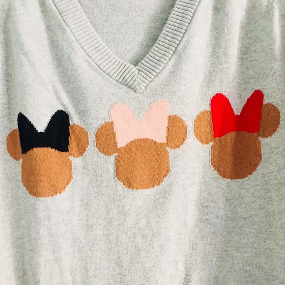 Disney Forever 21 Minnie Mouse VNeck Sweater - Picture 2 of 4